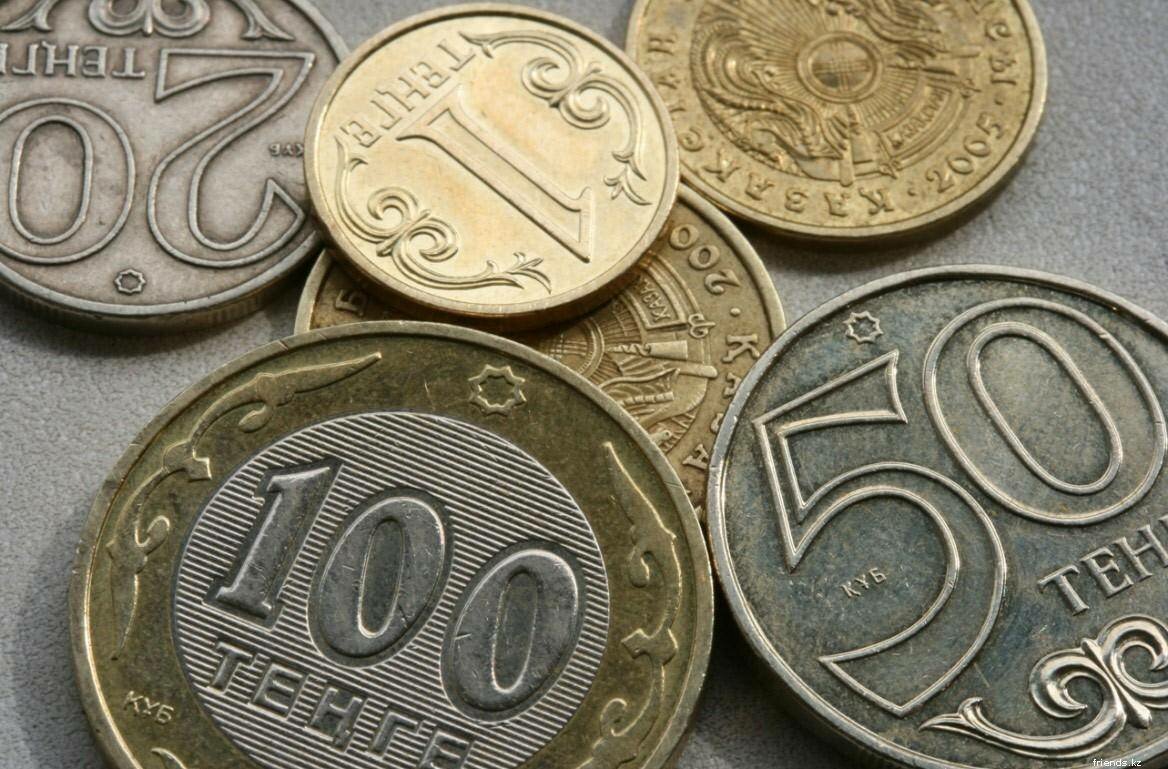 В Кыргыстане выпустили серебряные юбилейные монеты