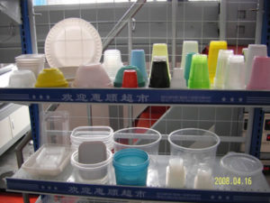 Производство пластиковой одноразовой посуды