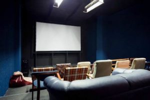 Как открыть кинотеатр в маленьком городе с нуля — особенности организации бизнеса